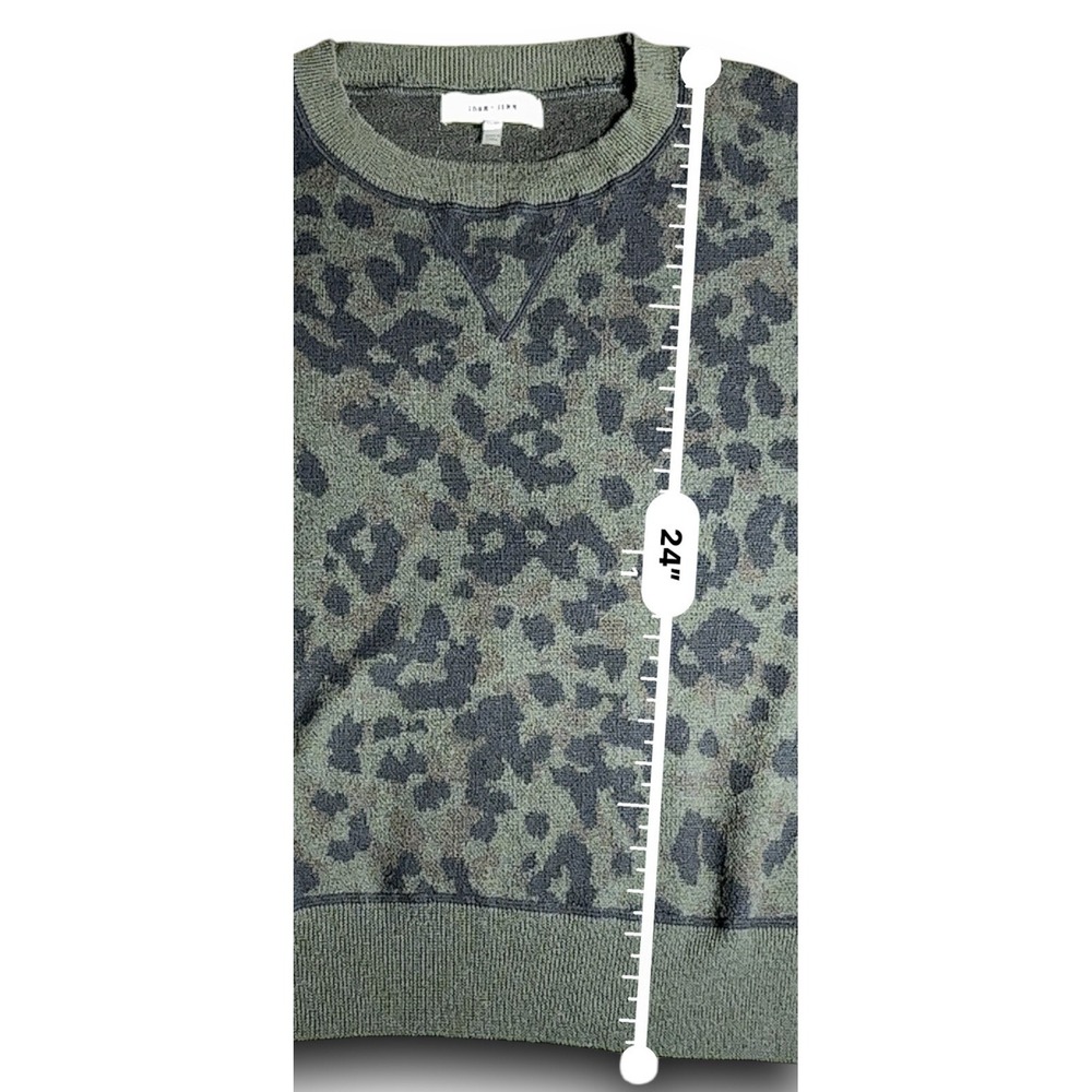 John + Jenn Womens Sweater Green Black Cheetah Print Knit Sz XS Oversized. Camo - Picture 8 of 12
